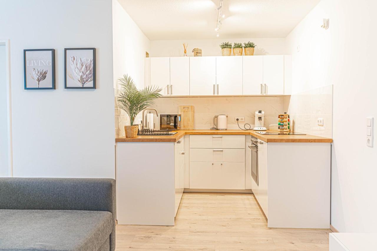 Apartment Leverkusen Buitenkant foto
